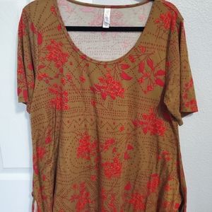 Large Lularoe Perfect T